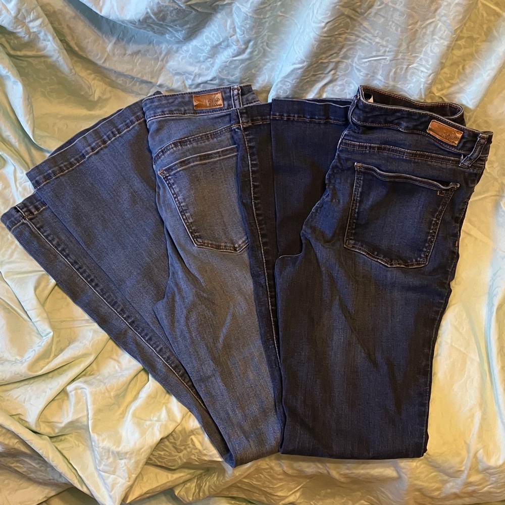 crown & ivy Dark Blue and light blue flare Jeans